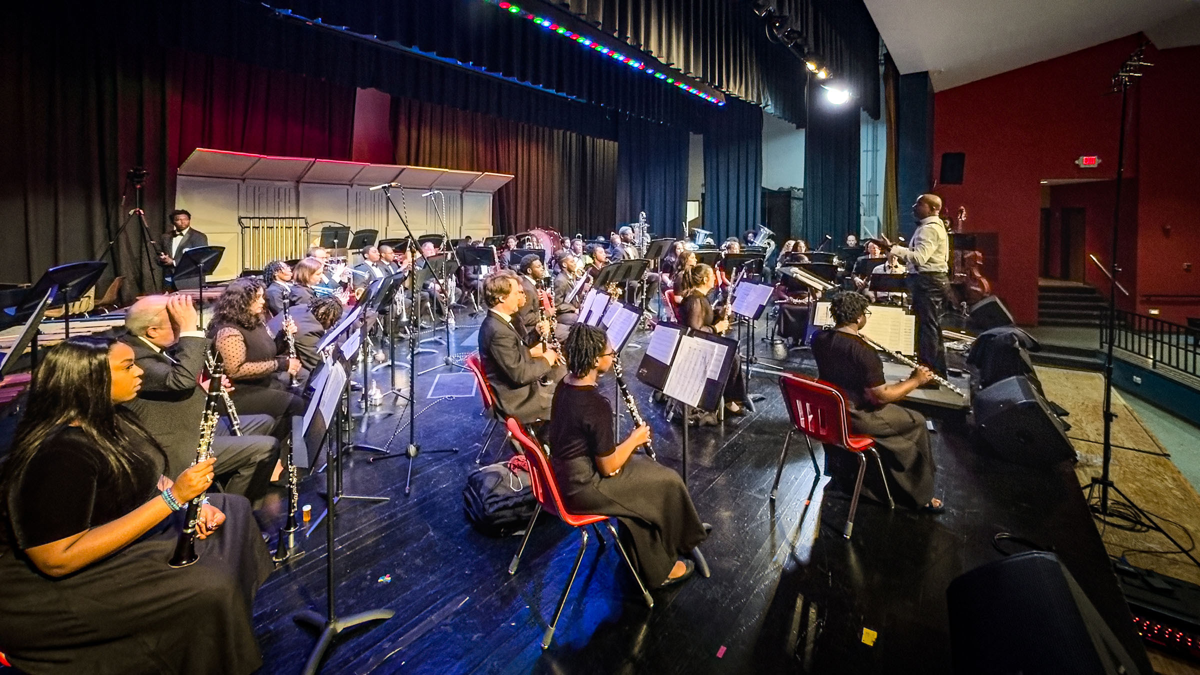 VSU Wind Symphony, pictured at their annual performance, which was captured using a wide range of recording gear including Focusrite RedNet interfaces, ISA preamps, and monitoring solutions. VSU Wind Symphony, pictured at their annual performance, which was captured using a wide range of recording gear including Focusrite RedNet interfaces, ISA preamps, and monitoring solutions.